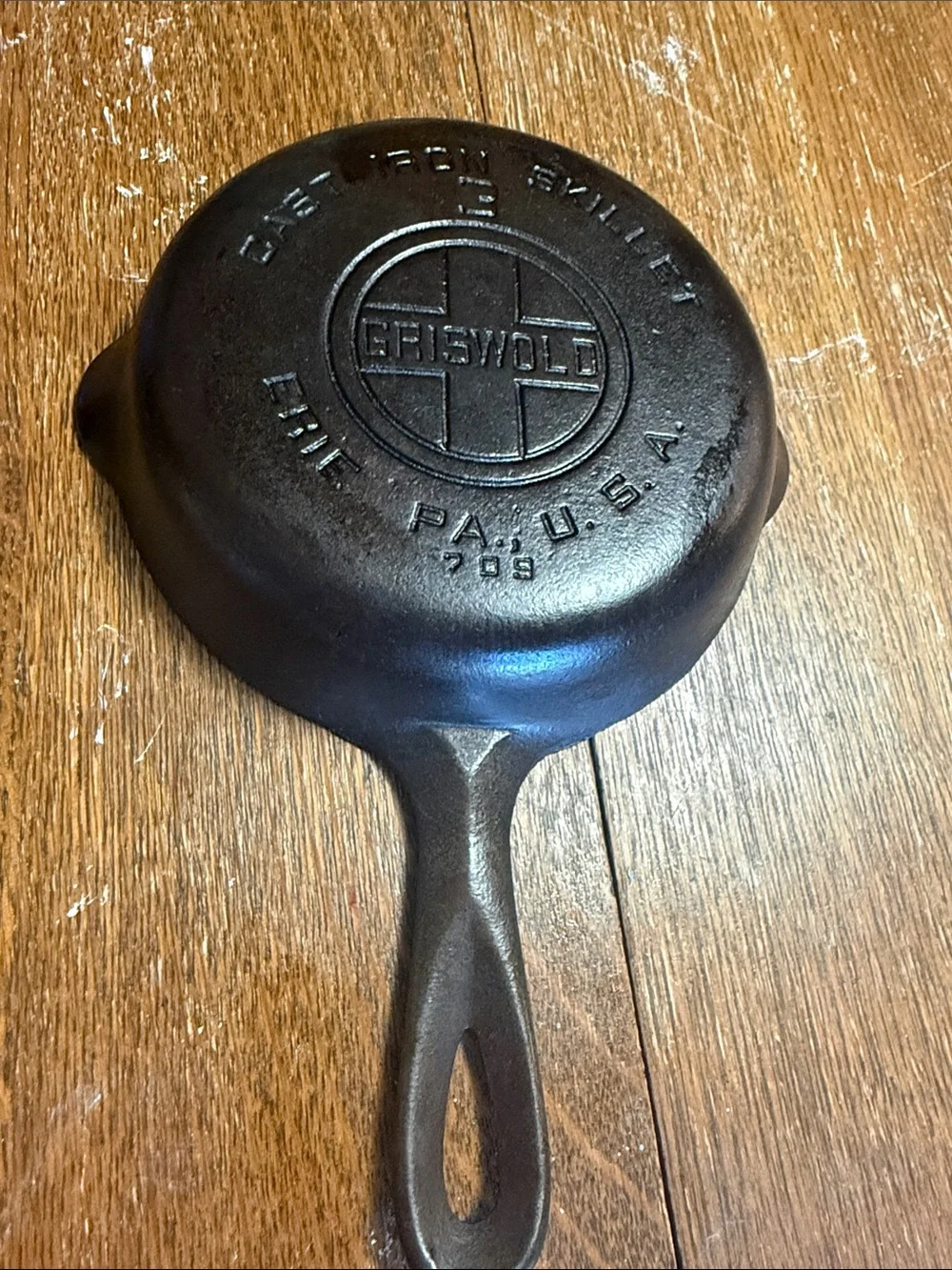 Griswold No. 3 Large Block Logo skillet (Pattern 709)